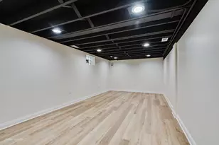 1319 E 89th St, Chicago, IL 60619 - Photo 12