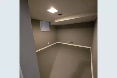 11250 S Parnell Avenue, Chicago, IL 60628 - Photo 26