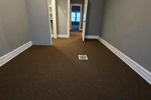 11250 S Parnell Ave, Chicago, IL 60628 - Photo 16