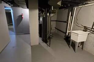 11250 S Parnell Ave, Chicago, IL 60628 - Photo 22