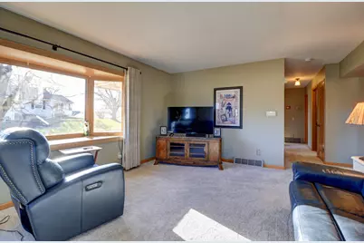 320 10th Street, Fulton, IL 61252 - Photo 2