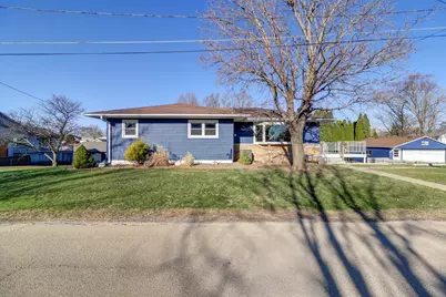 320 10th Street, Fulton, IL 61252 - Photo 1