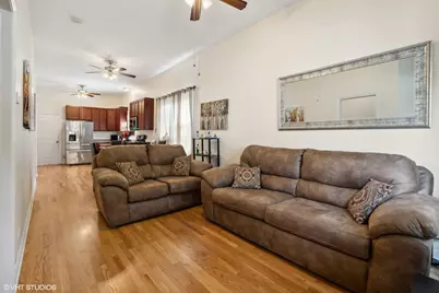 2759 W Francis Place, Chicago, IL 60647 - Photo 6