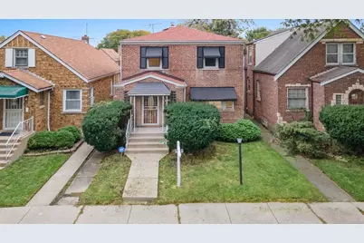10231 S Rhodes Avenue, Chicago, IL 60628 - Photo 1