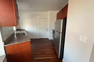 2048 W Touhy Ave, Chicago, IL 60645 - Photo 4