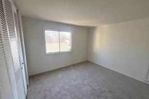 209 Bunker Hill Dr, Bolingbrook, IL 60440 - Photo 10