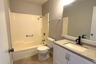 209 Bunker Hill Dr, Bolingbrook, IL 60440 - Photo 8