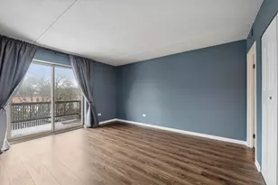 8025 Woodglen Ln, Downers Grove, IL 60516 - Photo 10