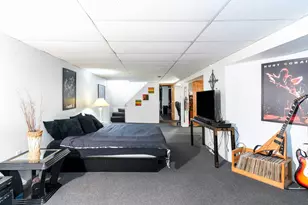 3023 N 76th Ct, Elmwood Park, IL 60707 - Photo 16