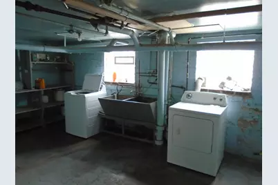 5416 W Waveland Avenue, Chicago, IL 60641 - Photo 12