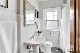 277 E Oneida Ave, Elmhurst, IL 60126 - Photo 20