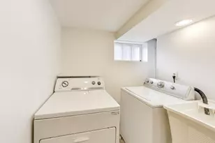 277 E Oneida Ave, Elmhurst, IL 60126 - Photo 34