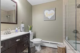 950 W Hillside St, Palatine, IL 60067 - Photo 22