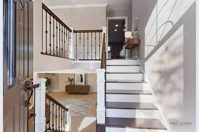 950 W Hillside Street, Palatine, IL 60067 - Photo 4