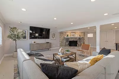 950 W Hillside Street, Palatine, IL 60067 - Photo 26