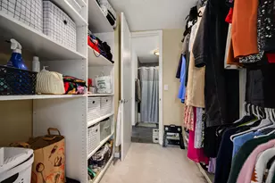 1 E Scott St, Chicago, IL 60610 - Photo 12