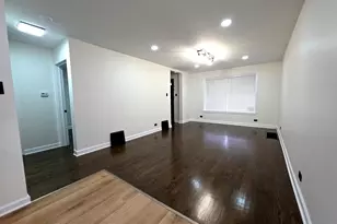 5251 S Hamlin Ave, Chicago, IL 60632 - Photo 8