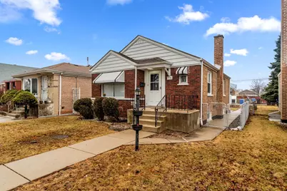 5251 S Hamlin Avenue, Chicago, IL 60632 - Photo 2