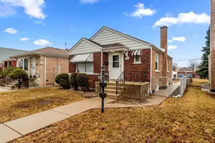 5251 S Hamlin Ave, Chicago, IL 60632 - Photo 2