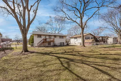 618 Boxwood Drive, Schaumburg, IL 60193 - Photo 6