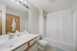 798 River Walk Dr, Wheeling, IL 60090 - Photo 14