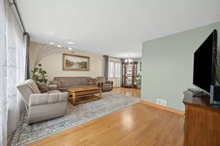 4930 N Clifton Ave, Norridge, IL 60706 - Photo 2