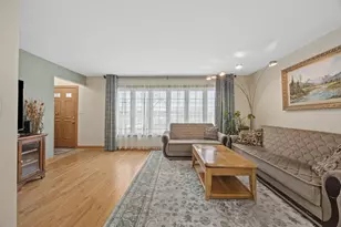 4930 N Clifton Ave, Norridge, IL 60706 - Photo 4