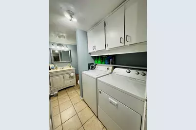 7500 Elmhurst Road #405, Des Plaines, IL 60018 - Photo 12