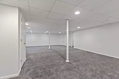 720 Hoover Drive, Carol Stream, IL 60188 - Photo 24