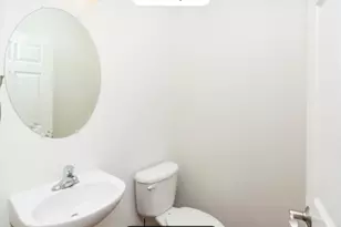 10S449 Carrington Cir, Burr Ridge, IL 60527 - Photo 4