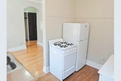 1941 Grove Avenue #201, Berwyn, IL 60402 - Photo 4