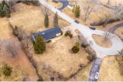 1967 Red Fox Lane, Green Oaks, IL 60048 - Photo 34