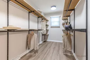 1967 Red Fox Ln, Green Oaks, IL 60048 - Photo 10