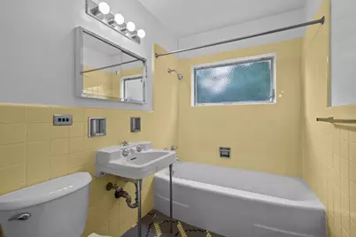 949 Ridgewood Drive, Highland Park, IL 60035 - Photo 12