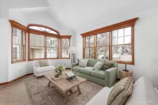 902 Derby Course, Saint Charles, IL 60174 - Photo 4