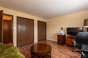 4153 W 97th St, Oak Lawn, IL 60453 - Photo 14