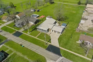 620 W 6th St, Minonk, IL 61760 - Photo 32