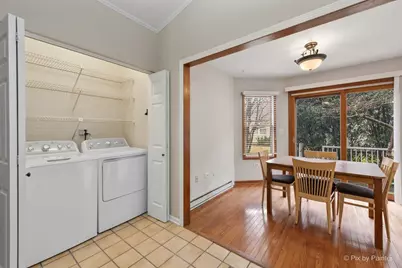 1095 Devonshire Avenue, Naperville, IL 60540 - Photo 18