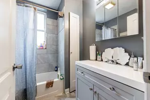 1511 E 67th Pl, Chicago, IL 60637 - Photo 8