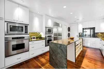 [Address not provided], Chicago, IL 60611 - Photo 12