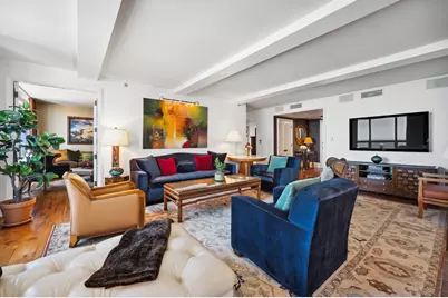 [Address not provided], Chicago, IL 60611 - Photo 8