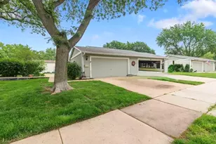 2658 Sumac St, Woodridge, IL 60517 - Photo 1