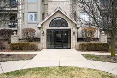 8505 Woodward Avenue #201, Woodridge, IL 60517 - Photo 2