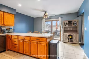 609 N Monroe Ave, Bradley, IL 60915 - Photo 10