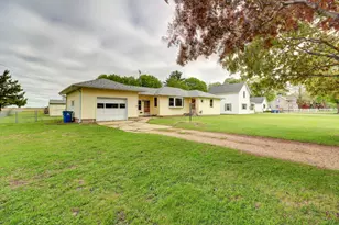 1134 W Main St, Thomson, IL 61285 - Photo 18