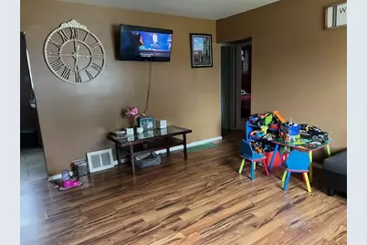 1913 Apache Road, Waukegan, IL 60087 - Photo 6