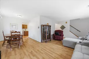 104 Augusta Rd, Oswego, IL 60543 - Photo 4