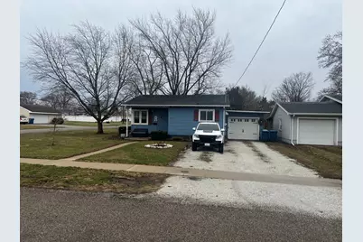 625 E Elm Street, Hoopeston, IL 60942 - Photo 1