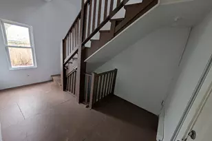 654 E 92nd Pl, Chicago, IL 60619 - Photo 12