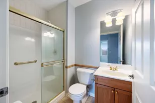 1700 Riverwoods Dr, Melrose Park, IL 60160 - Photo 18